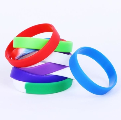 Braccialetti promozionali della gomma di silicone, braccialetti su ordinazione del silicone variopinti