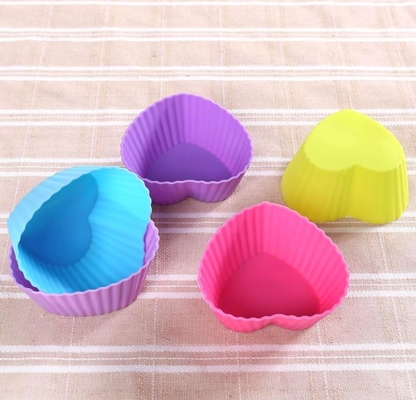 Il muffin variopinto del silicone del muffin foggia a coppa gli anti batteri del vassoio 6.8*5*3cm