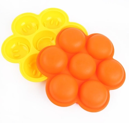 Muffe rotonde del cubetto di ghiaccio del silicone, forma sorridente del fronte dei vassoi a forma di del cubetto di ghiaccio