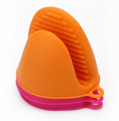 Guanti lunghi rotondi del forno del silicone con i guanti mezzi resistenti al fuoco del forno delle dita
