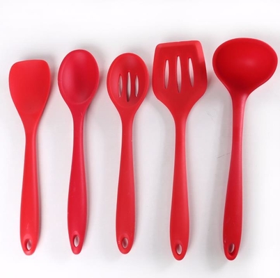 Silicone di colore rosso del commestibile che cucina gli insiemi di strumenti della cucina 5 stili differenti