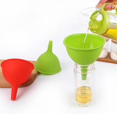 Grandi strumenti standard della cucina dell'imbuto dell'olio siliconico del commestibile dell'imbuto