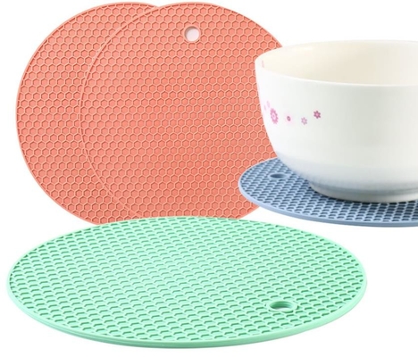 Utensili del silicone del centro di Thikcened, stuoia d'alimentazione 3MM del silicone anti batteri