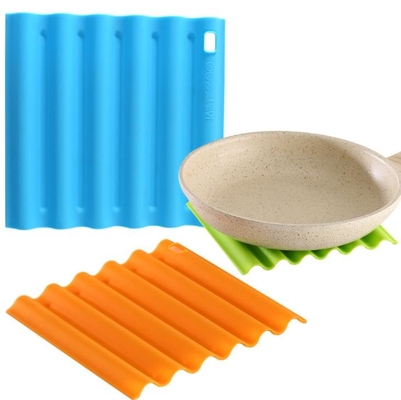 La cucina ad alta temperatura del silicone foggia variopinto sicuro della lavastoviglie del cuscinetto