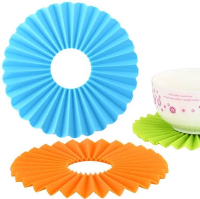 Strumenti ondulati della cucina del silicone, silicone rotondo Placemats non sdrucciolevole