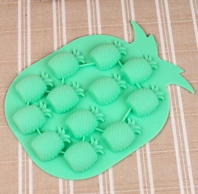 I vassoi a 2 pollici impressionanti Bpa del cubetto di ghiaccio della novità liberano il materiale non tossico riutilizzabile
